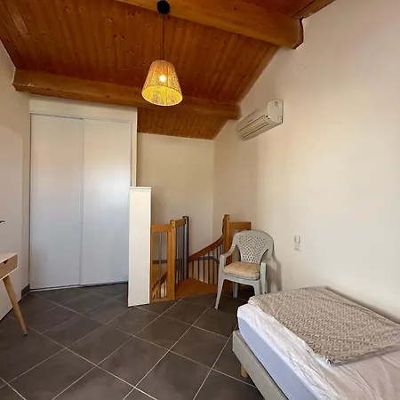 Maison Avec Piscine A 300m De La Plage - Tout Confort Pour 4 Personnes - Fr-1-709-79